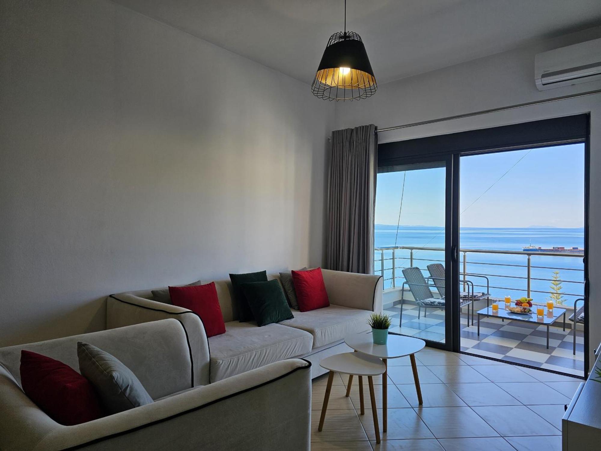 Sunset Tarraces Apartment Sarandë